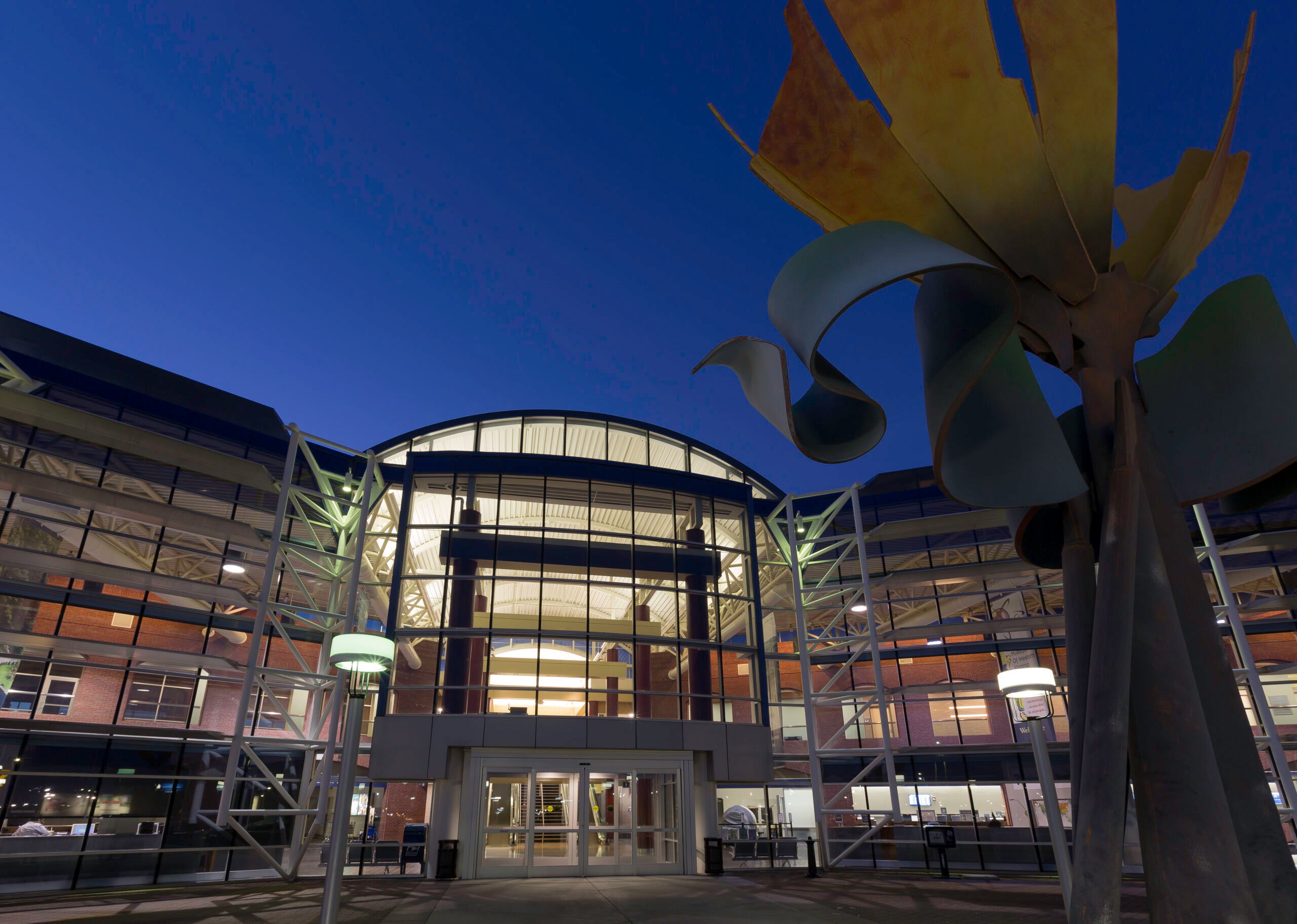 Entrance to Roanoke regional airport